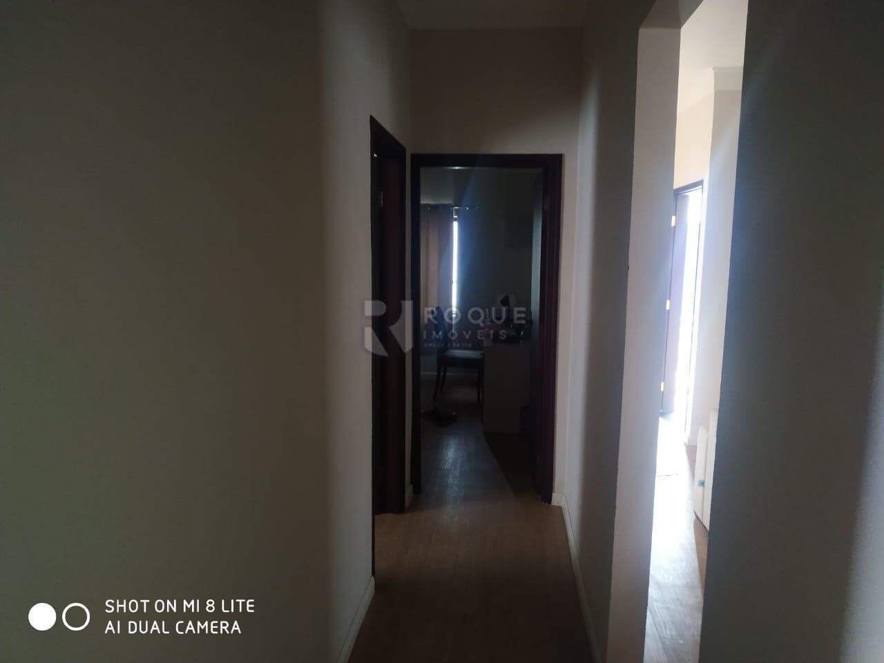 Casa Comercial para aluguel no bairro Vila Anita: Hall
