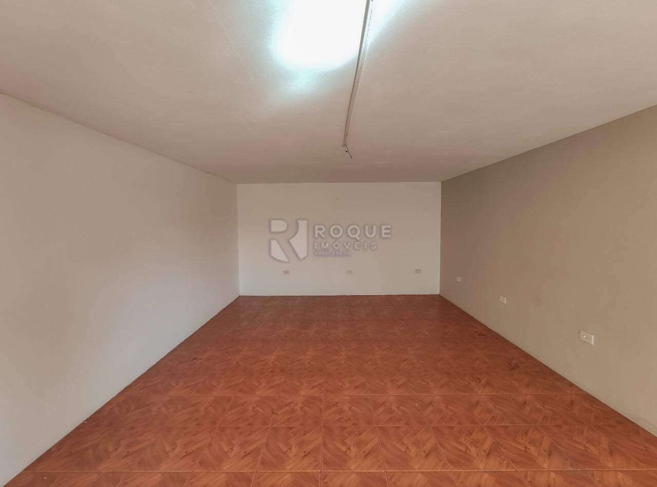 Salão para aluguel no bairro Conjunto Habitacional Victor D’Andrea: Mezanino