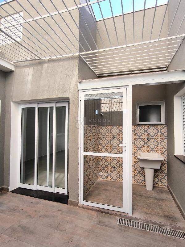 Casa Residencial à venda no bairro Centro: LAVANDERIA