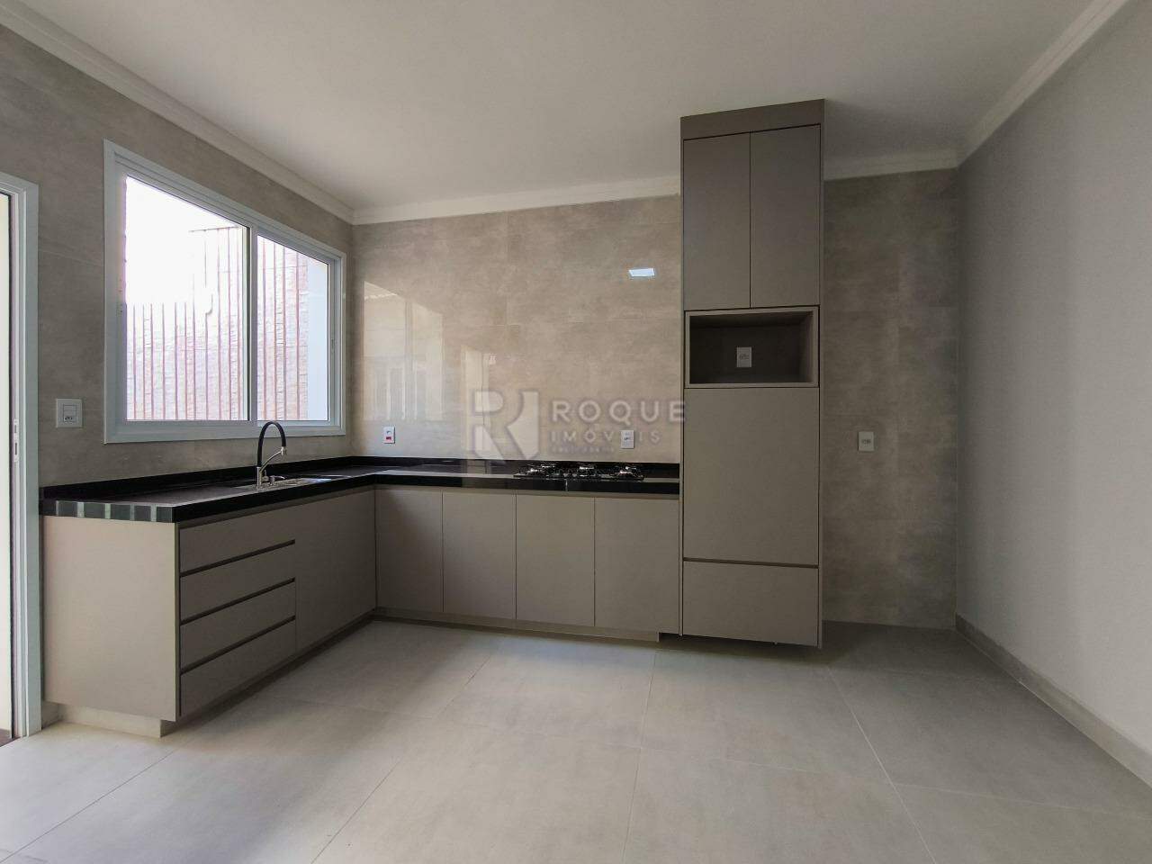 Casa Residencial à venda no bairro Centro: COZINHA