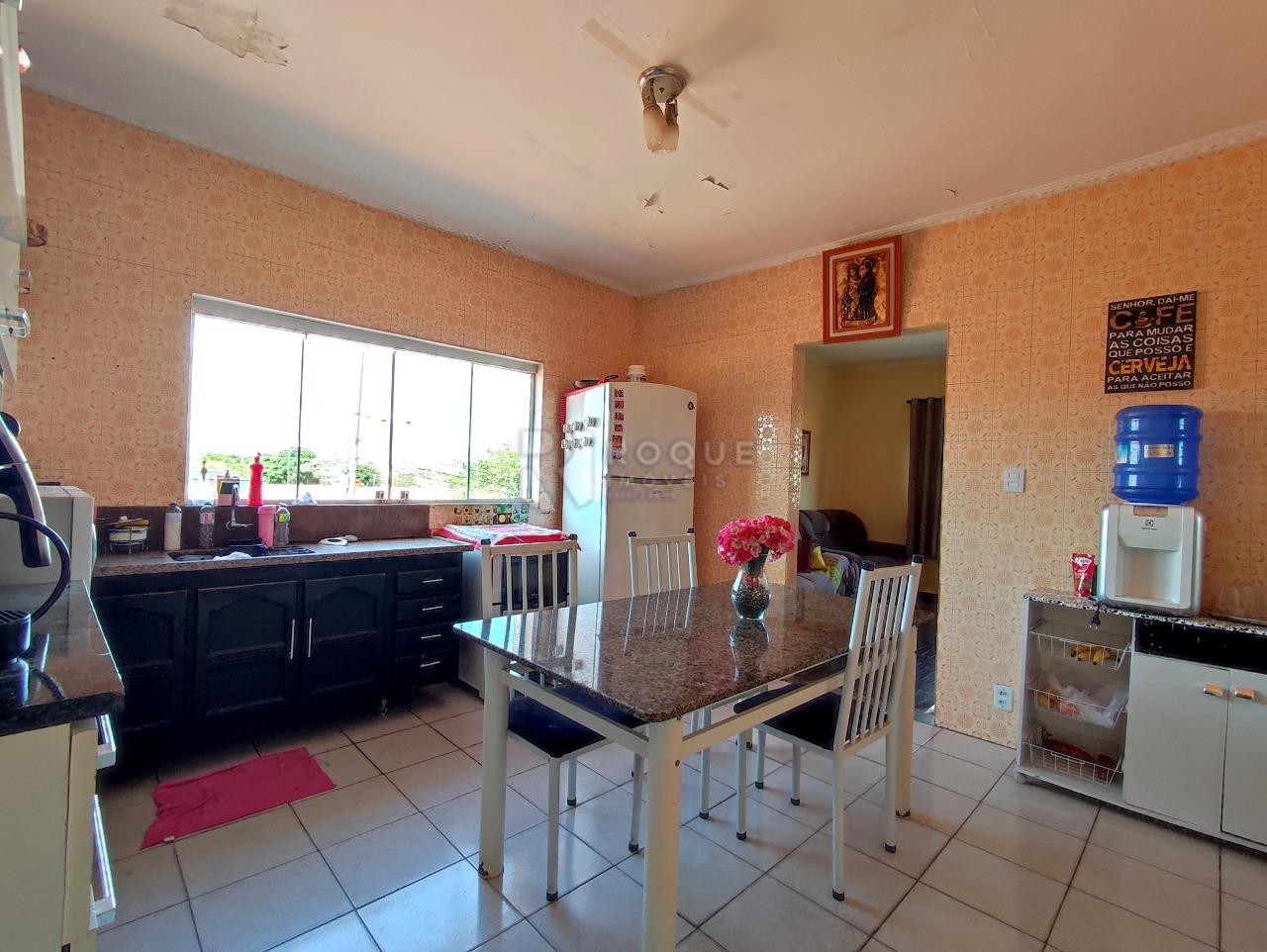 Casa Residencial à venda no bairro Vila Camargo: COZINHA / APARTAMENTO