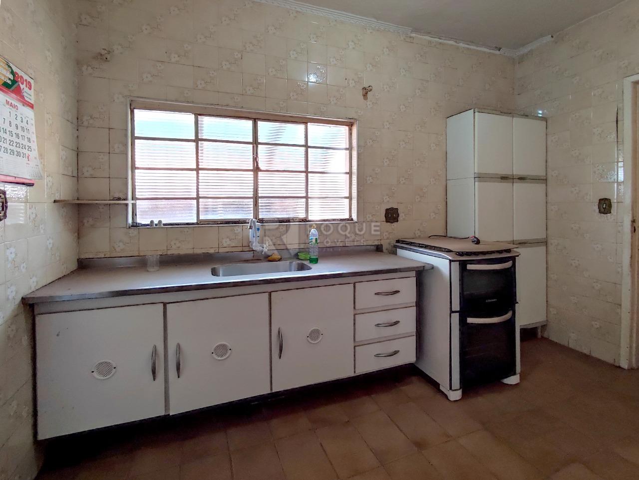 Casa Residencial à venda no bairro Vila Camargo: COZINHA / CASA