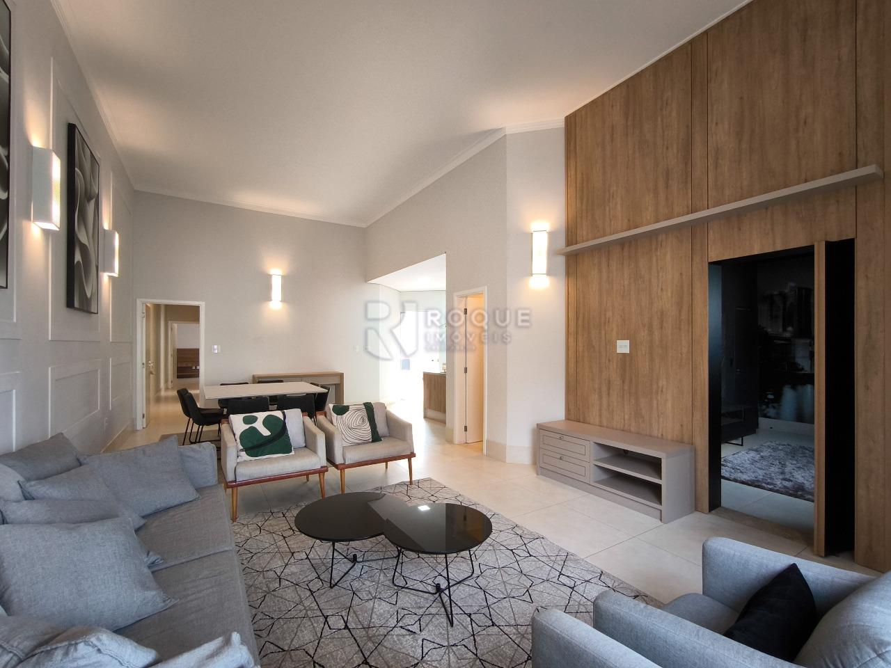 Casa em condomínio à venda no bairro Parque Residencial Roland: SALA DE ESTAR