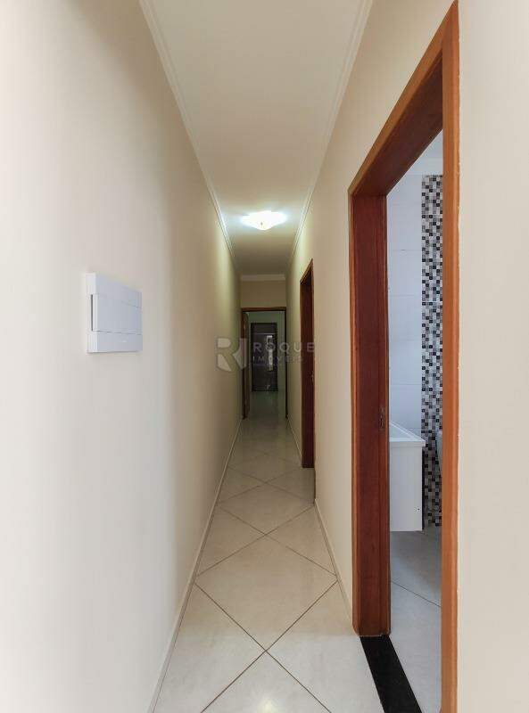 Casa Residencial para aluguel no bairro Villa Fior: Hall 