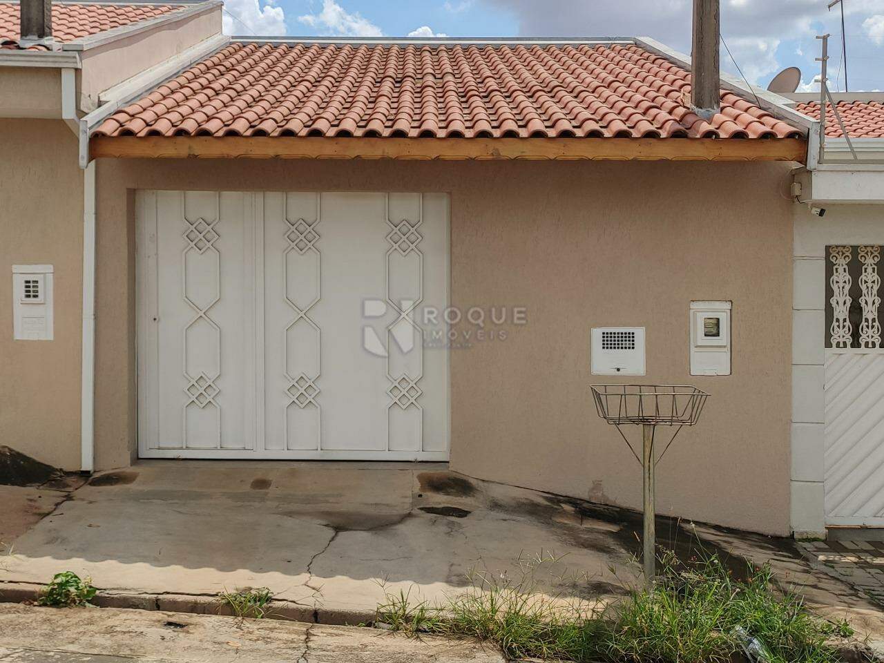 Casa Residencial para aluguel no bairro Villa Fior: Fachada 