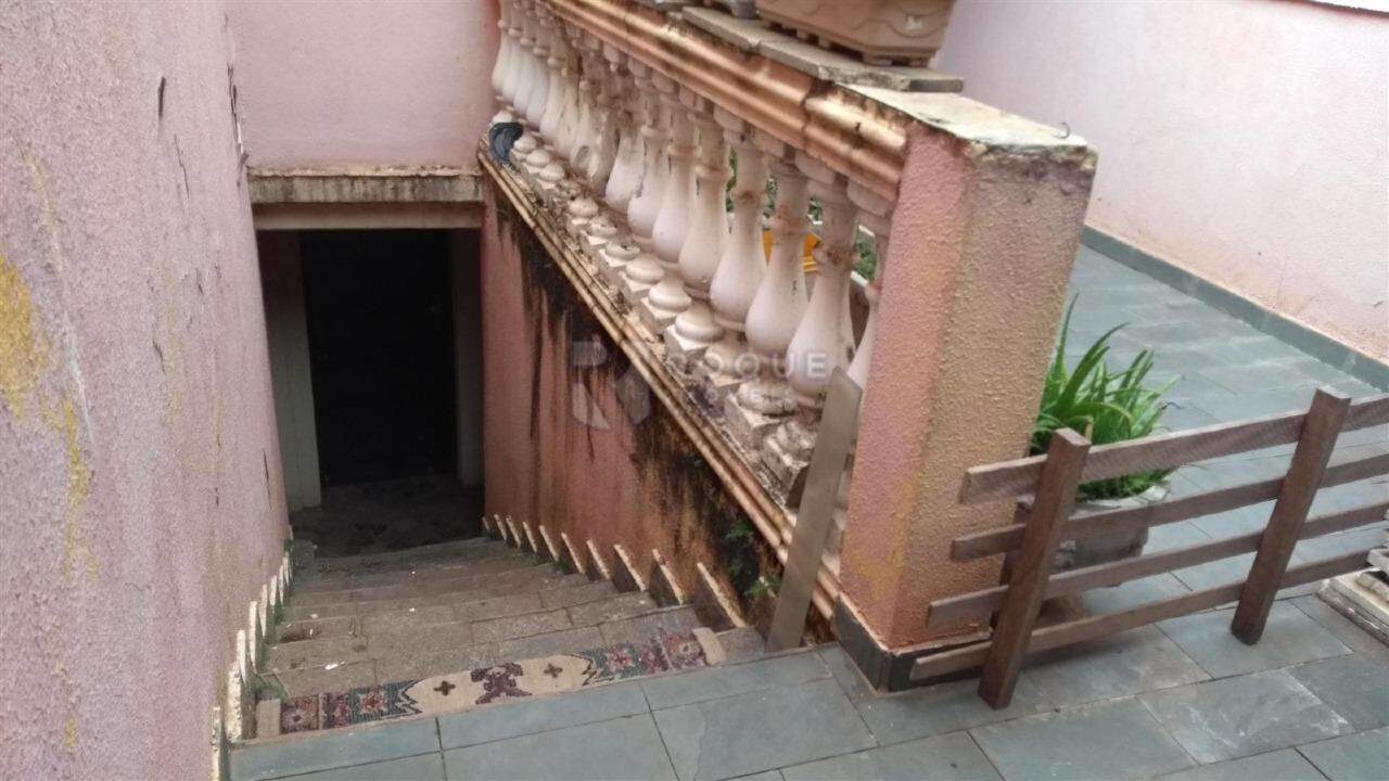 Casa Residencial à venda no bairro Vila Queiroz: