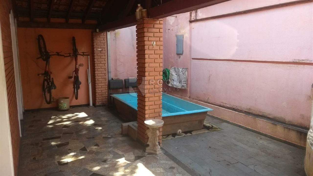 Casa Residencial à venda no bairro Vila Queiroz: