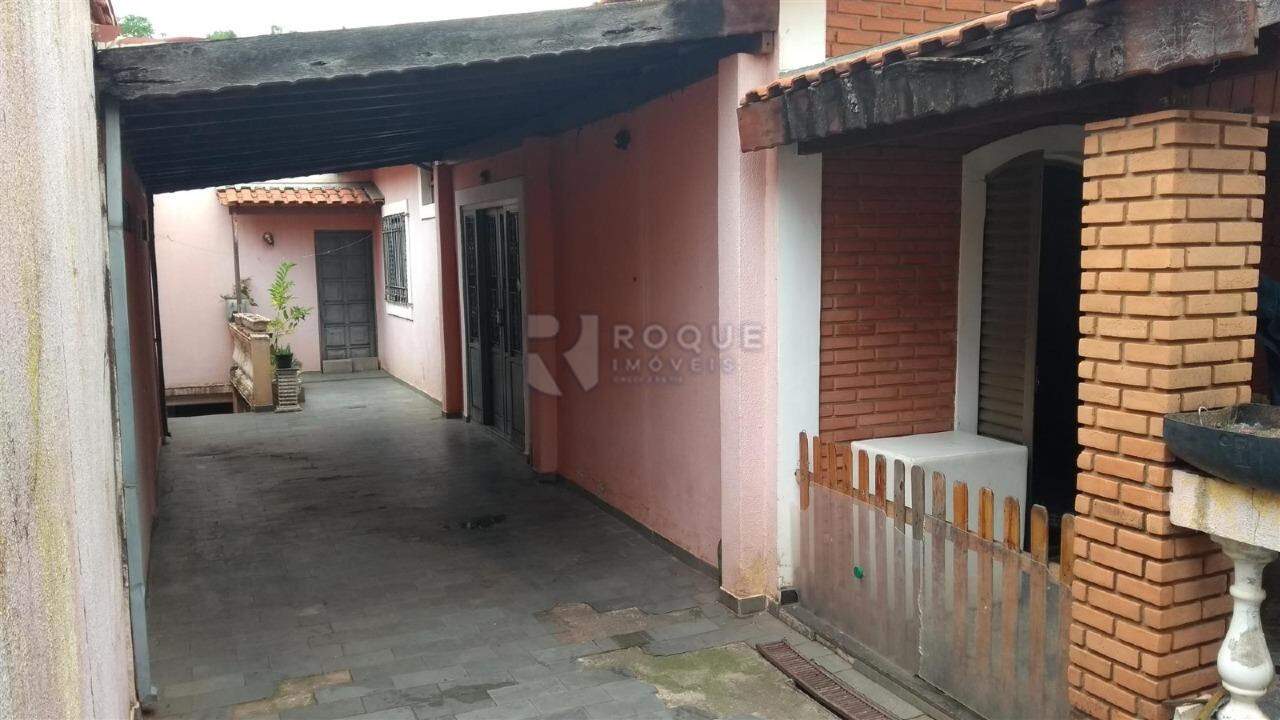 Casa Residencial à venda no bairro Vila Queiroz: