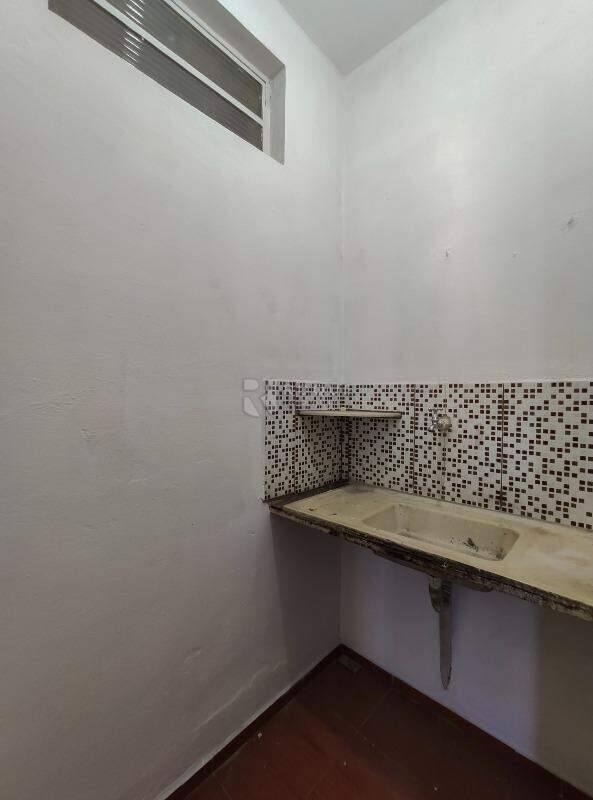 Salão para aluguel no bairro Jardim Elisa Fumagalli: Copa 