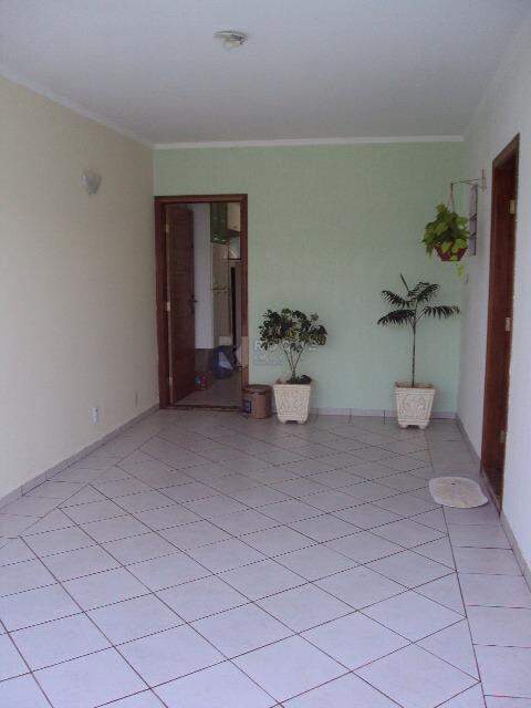 Casa Residencial à venda no bairro Jardim do Lago: 