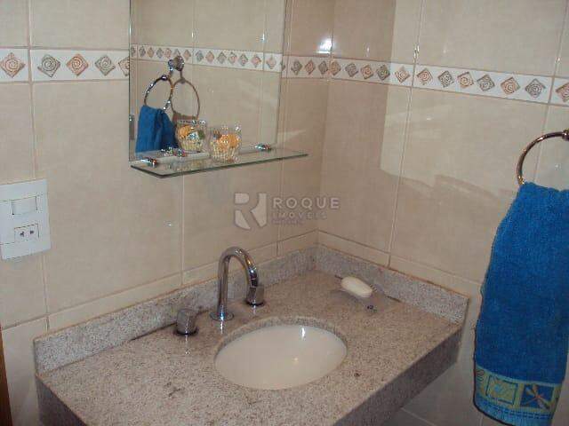 Casa Residencial à venda no bairro Jardim do Lago: 