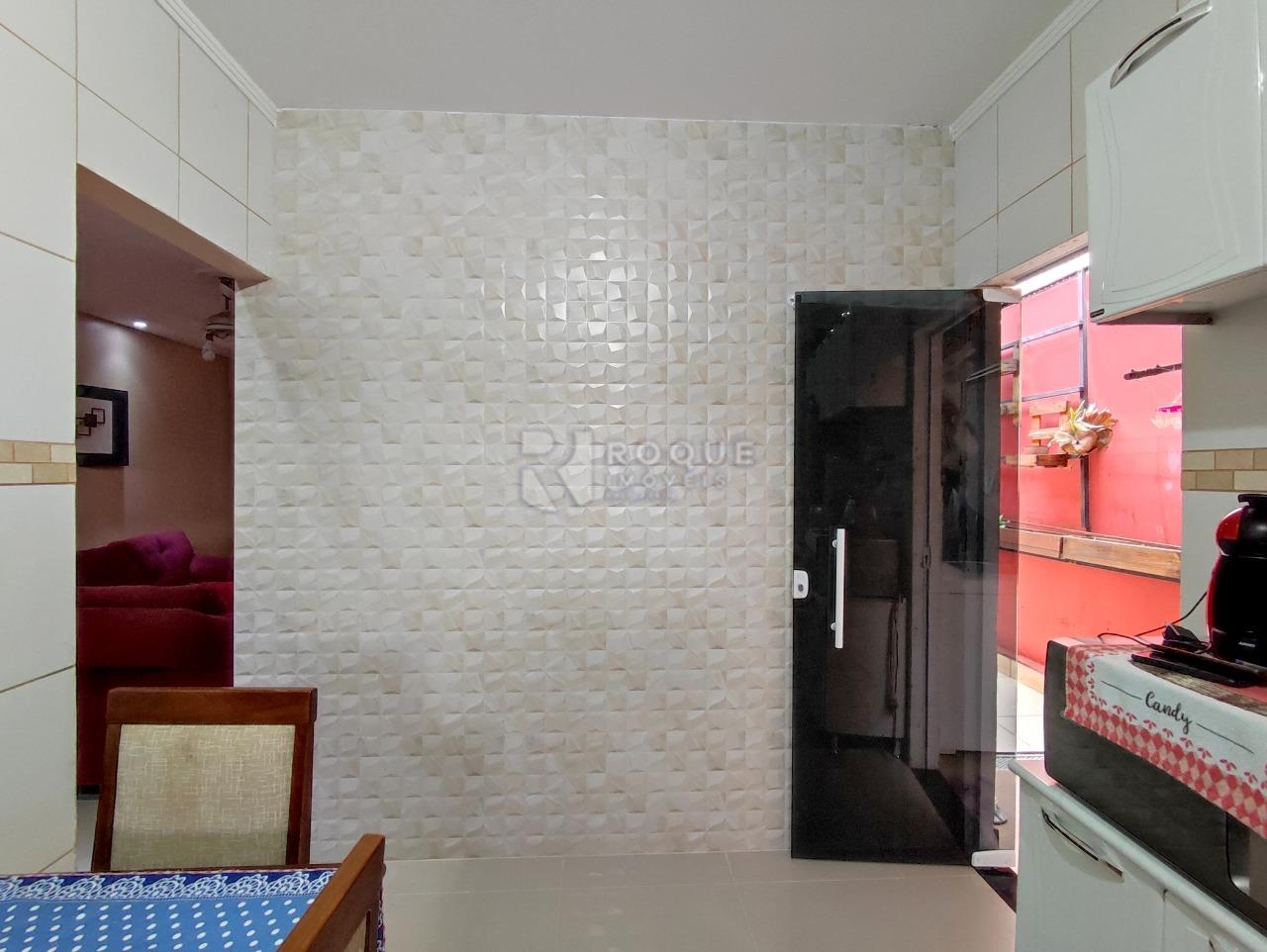 Casa Residencial à venda no bairro Jardim São Lourenço: COZINHA