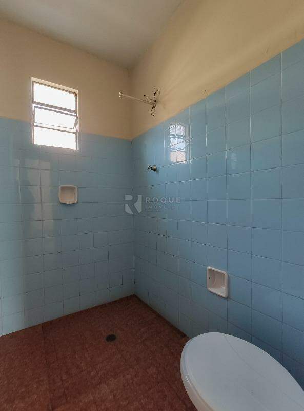Casa Residencial para aluguel no bairro Jardim São Manoel: WC social 