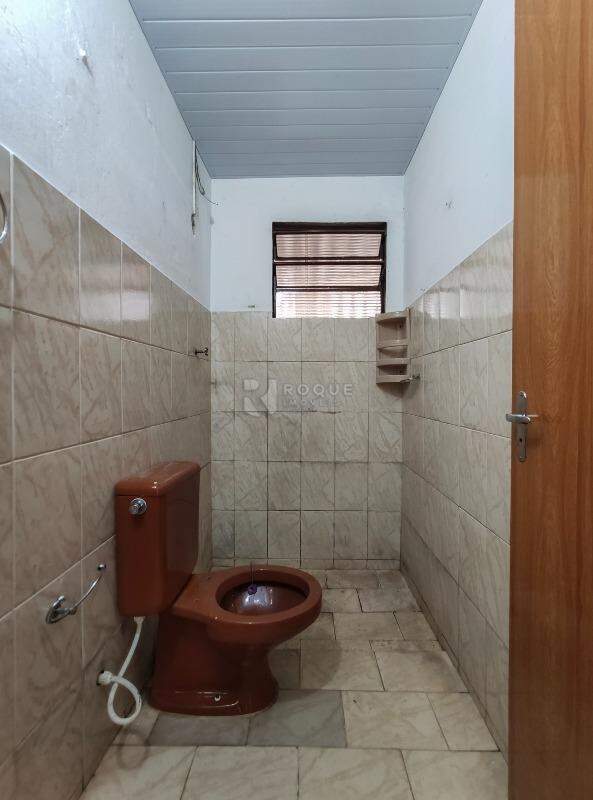 Casa Residencial para aluguel no bairro Jardim Morro Azul: WC social 