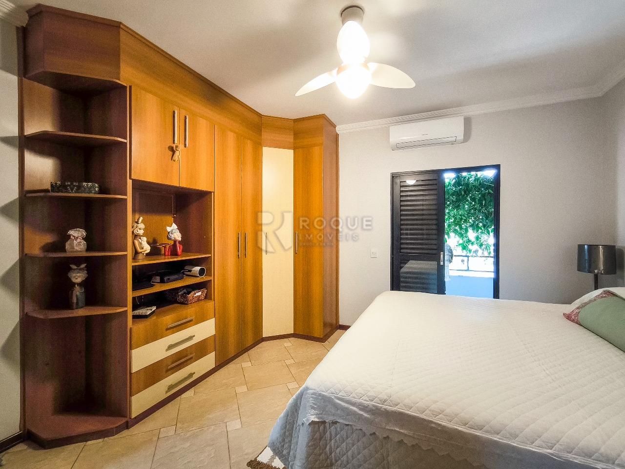 Casa em condomínio à venda no bairro Jardim Residencial Alto Da Capela: SUÍTE 1