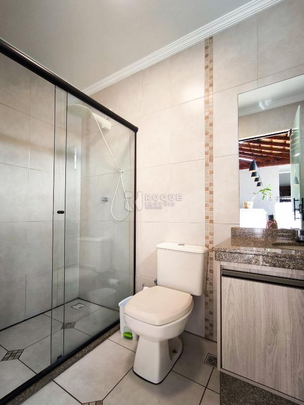 Casa em condomínio à venda no bairro Jardim Residencial Alto Da Capela: WC SOCIAL ÁREA GOURMET