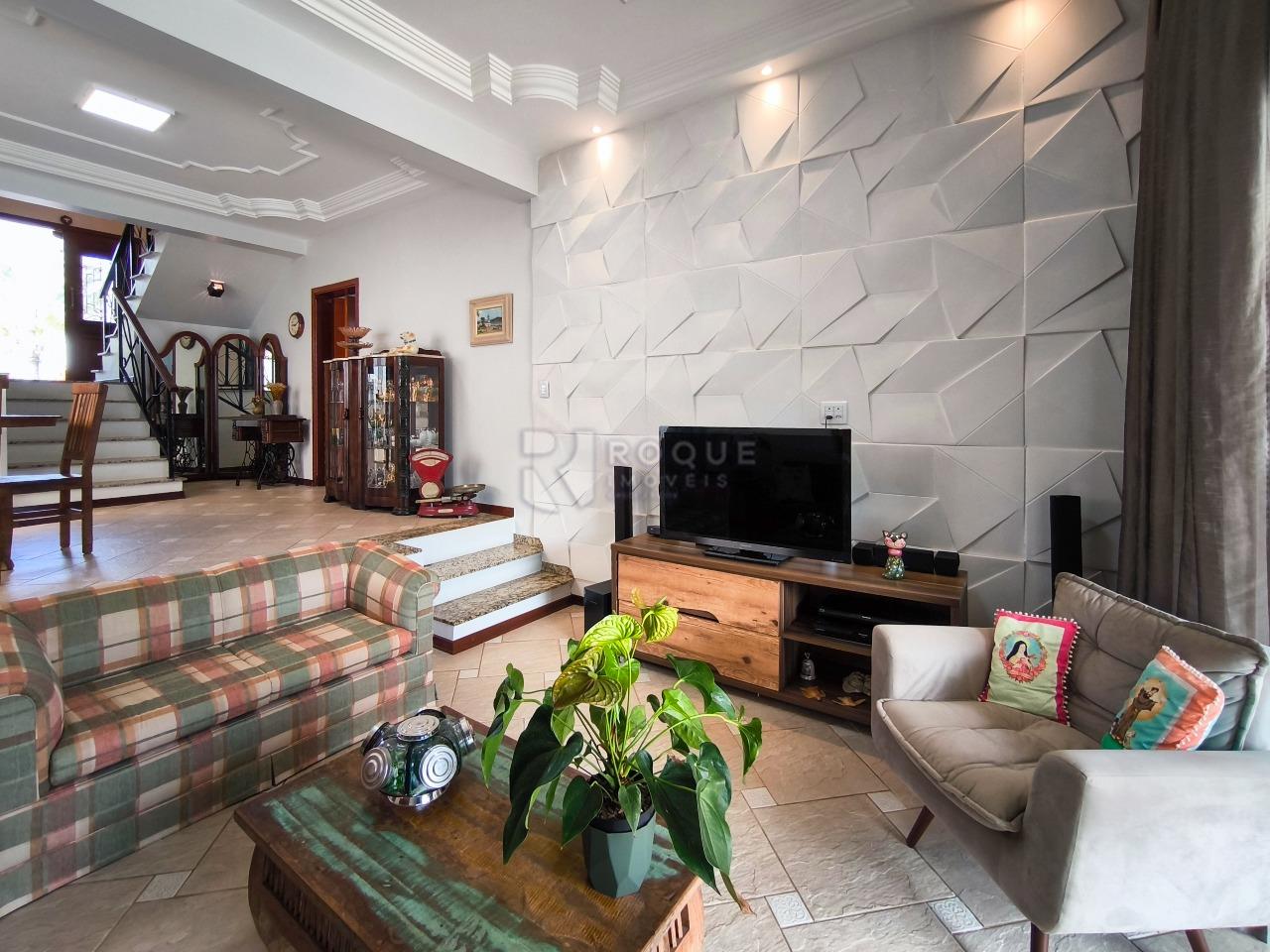 Casa em condomínio à venda no bairro Jardim Residencial Alto Da Capela: SALA DE ESTAR