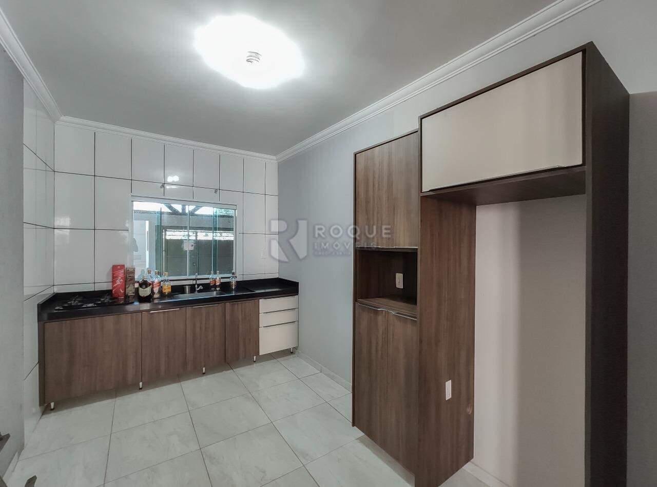 Casa Residencial para aluguel no bairro Jardim Lagoa Nova: Cozinha