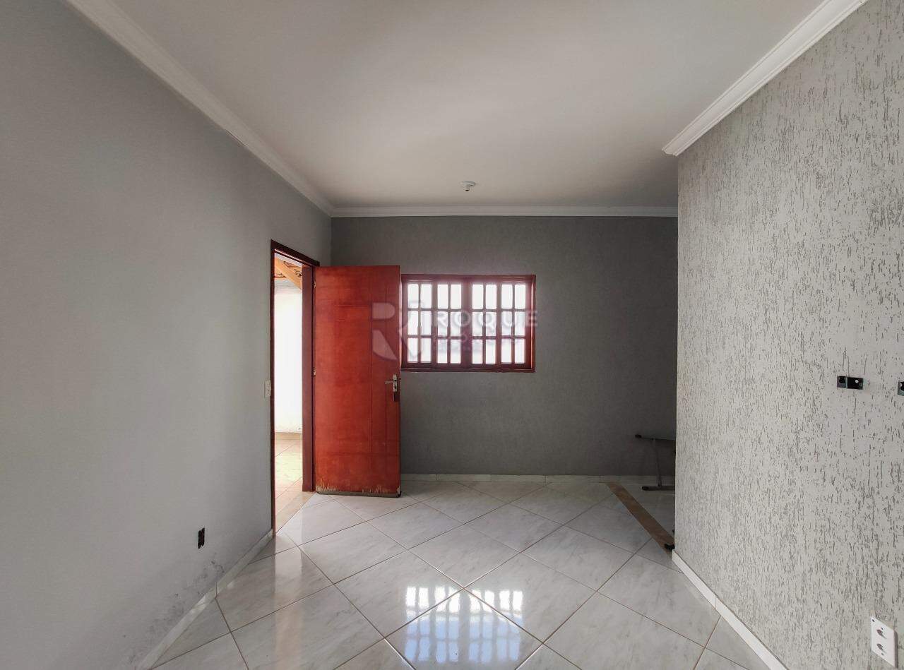 Casa Residencial para aluguel no bairro Jardim Lagoa Nova: Sala