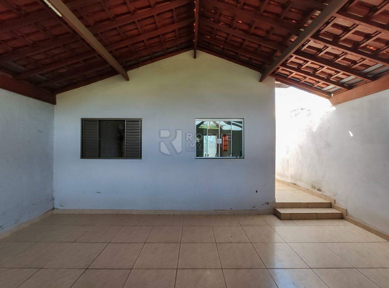 Casa Residencial para aluguel no bairro Jardim Lagoa Nova: Garagem 