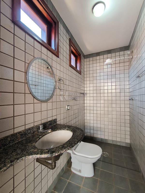 Casa em condomínio à venda no bairro Jardim Colina Verde: WC ÁREA GOURMET
