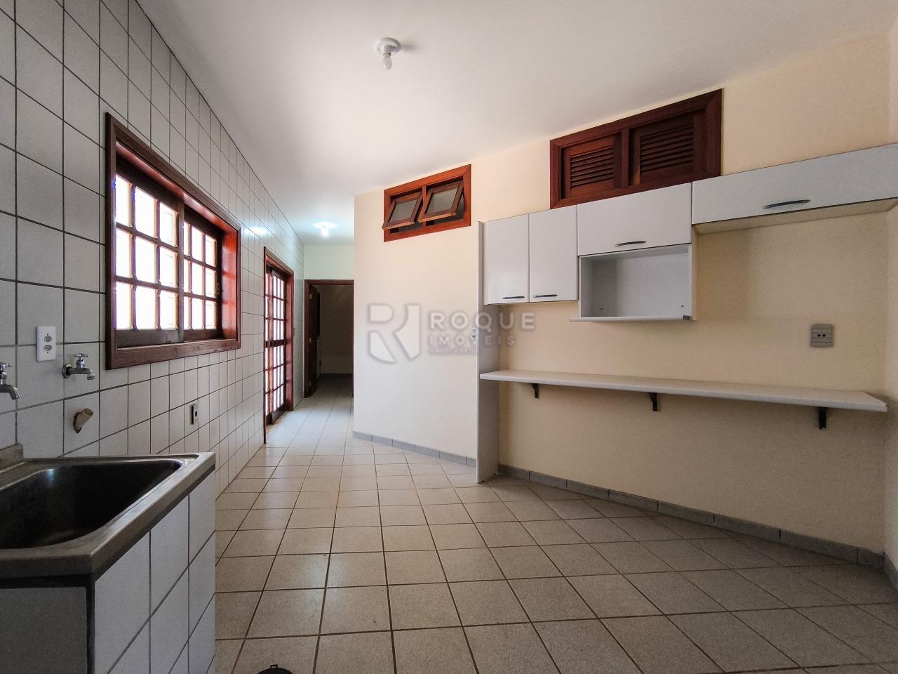 Casa em condomínio à venda no bairro Jardim Colina Verde: ÁREA DE SERVIÇO