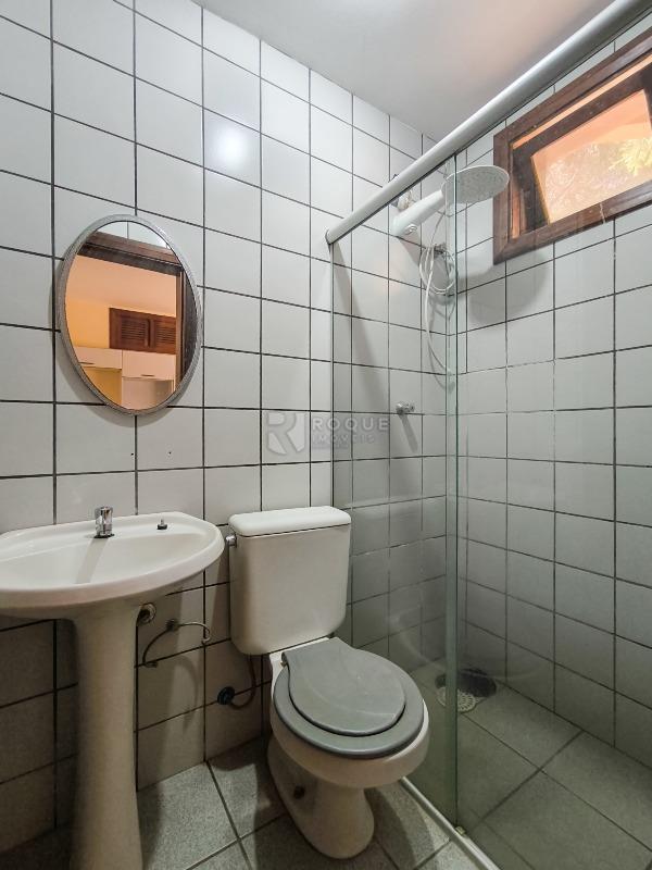 Casa em condomínio à venda no bairro Jardim Colina Verde: BANHEIRO ÁREA DE SERVIÇO