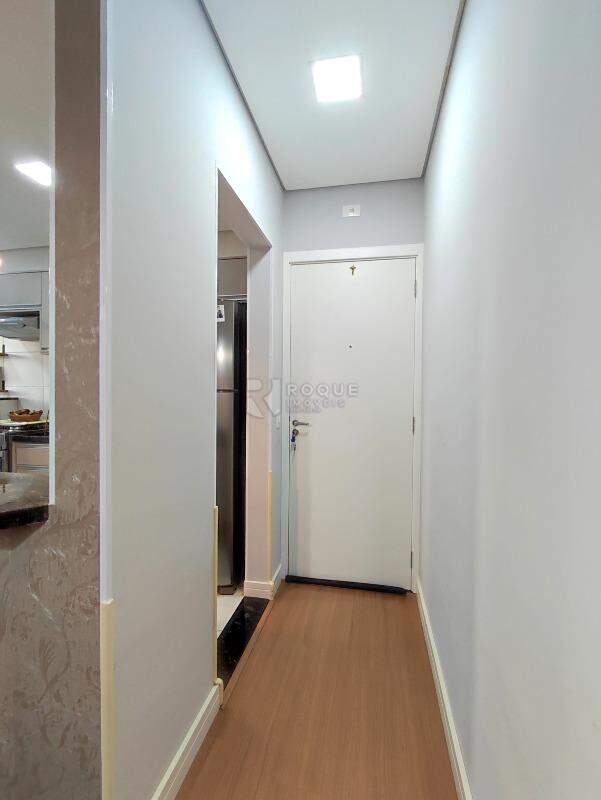 Apartamento à venda no bairro Chácaras Antonieta: HALL DE ENTRADA
