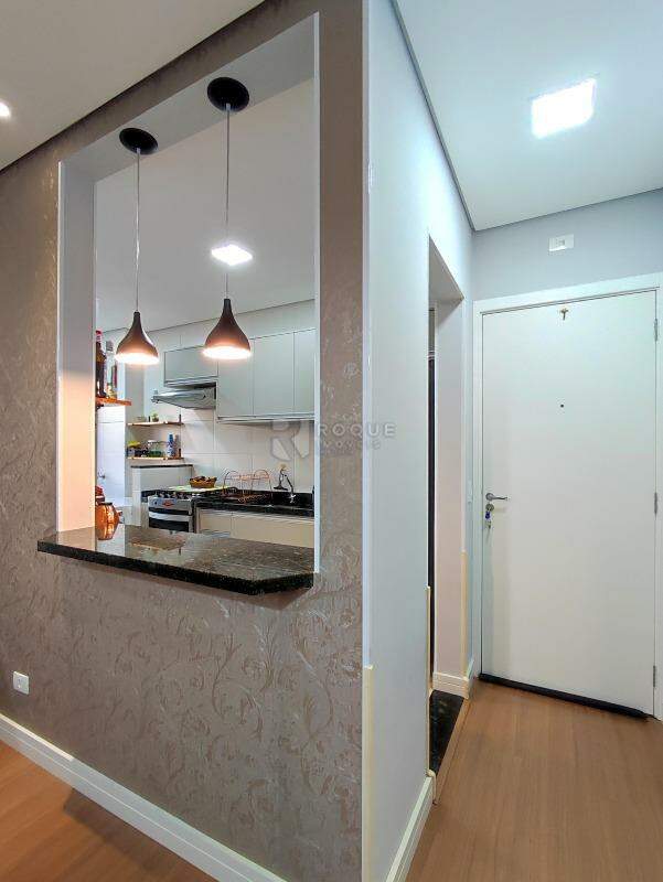 Apartamento à venda no bairro Chácaras Antonieta: COZINHA