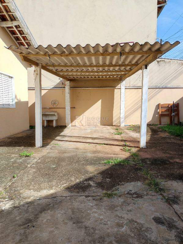 Casa Residencial à venda no bairro Jardim Lago Azul: GARAGEM 1