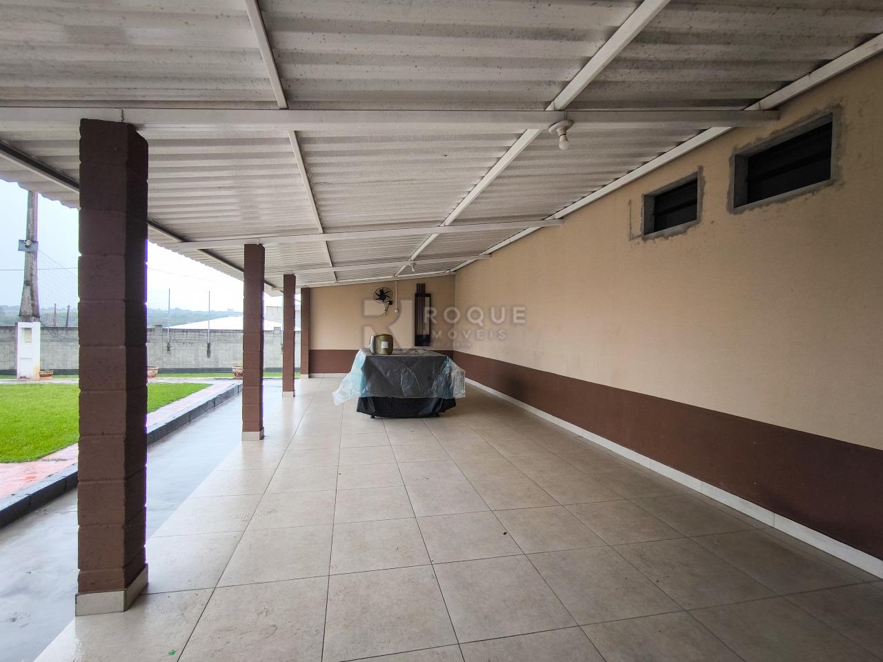 Chácara à venda no bairro Bairro do Pinhal: SALÃO DE JOGOS