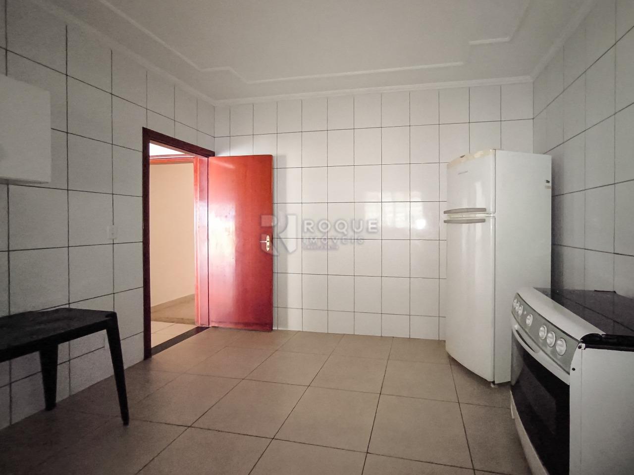 Chácara à venda no bairro Bairro do Pinhal: COZINHA