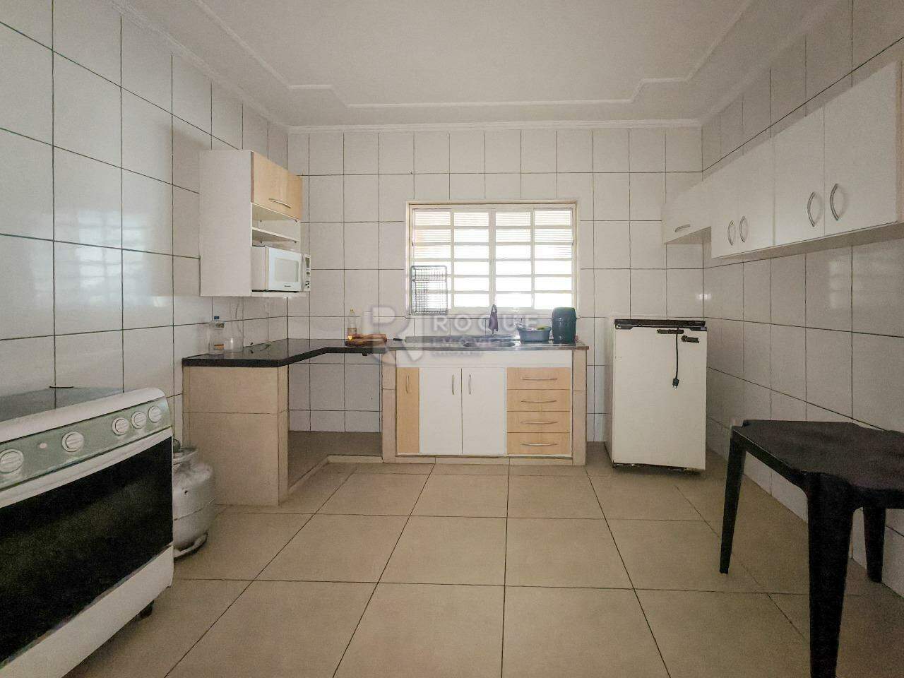 Chácara à venda no bairro Bairro do Pinhal: COZINHA