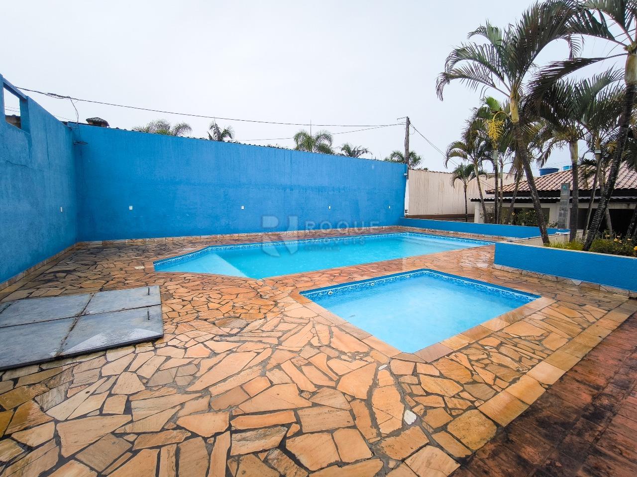 Chácara à venda no bairro Bairro do Pinhal: PISCINA