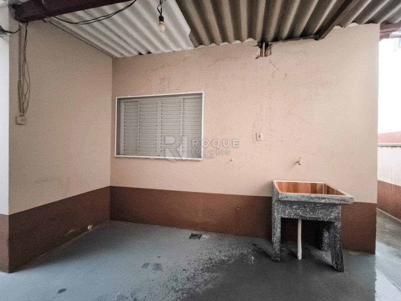 Chácara à venda no bairro Bairro do Pinhal: LAVANDERIA
