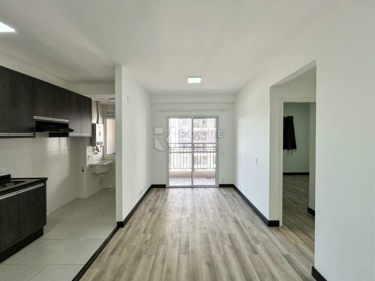 Apartamento para aluguel no bairro Jardim Santa Adélia: Sala 