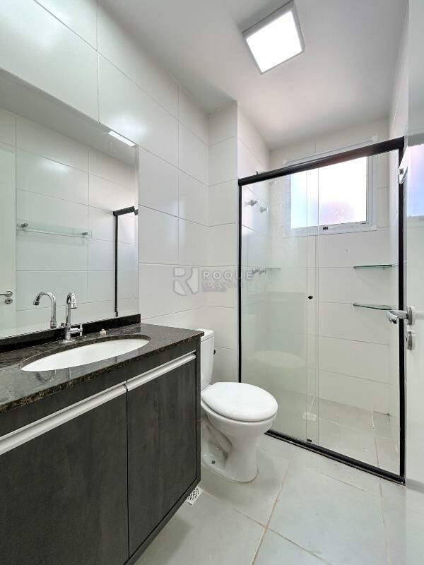 Apartamento para aluguel no bairro Jardim Santa Adélia: WC social 