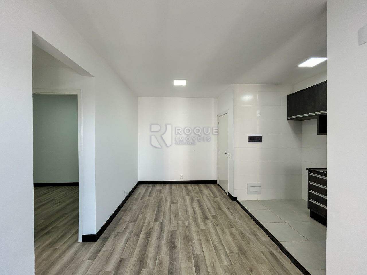 Apartamento para aluguel no bairro Jardim Santa Adélia: Sala 