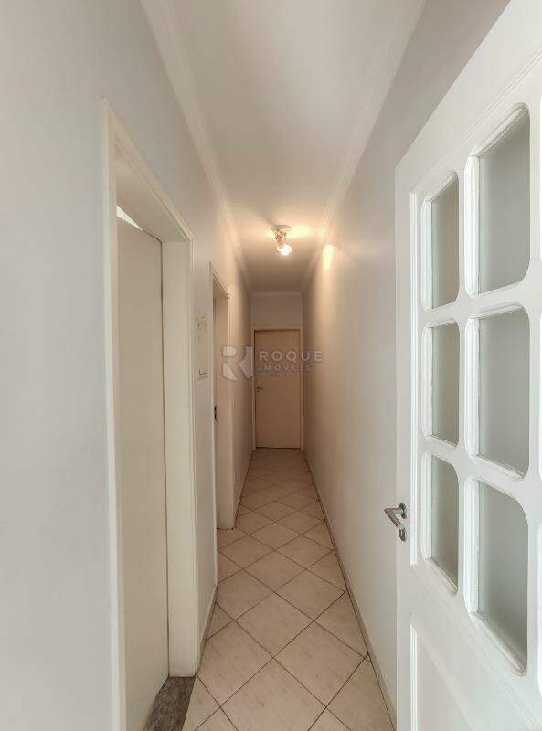 Casa Residencial para aluguel no bairro Vila São João: Hall