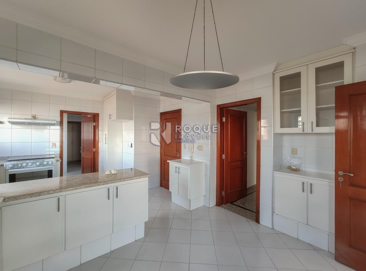 Apartamento à venda no bairro Centro: 