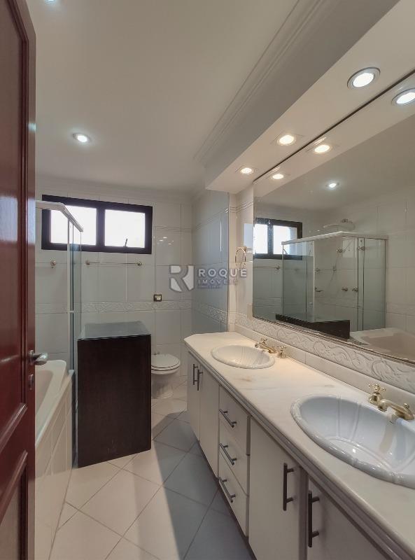 Apartamento à venda no bairro Centro: 