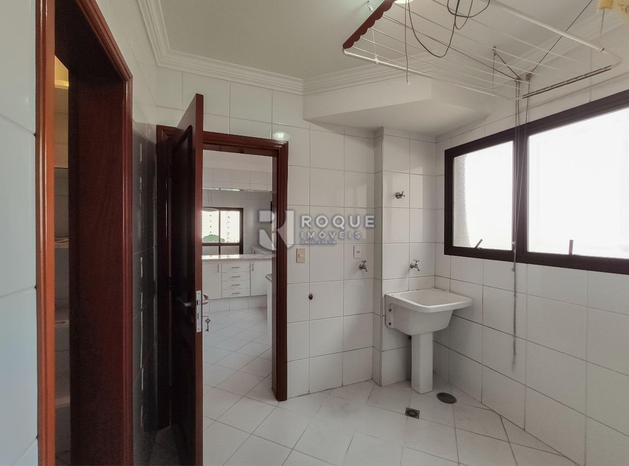 Apartamento à venda no bairro Centro: 