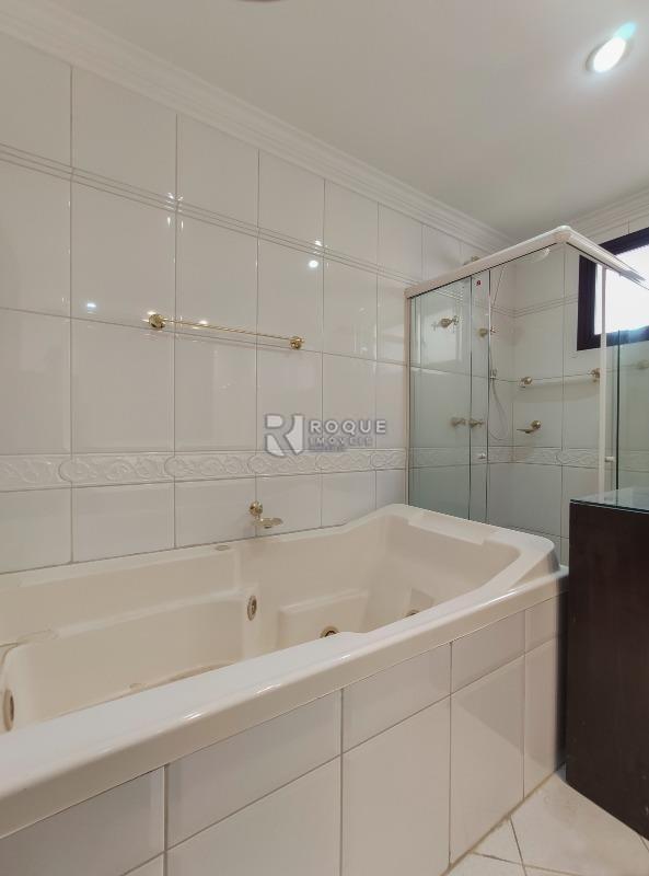 Apartamento à venda no bairro Centro: 