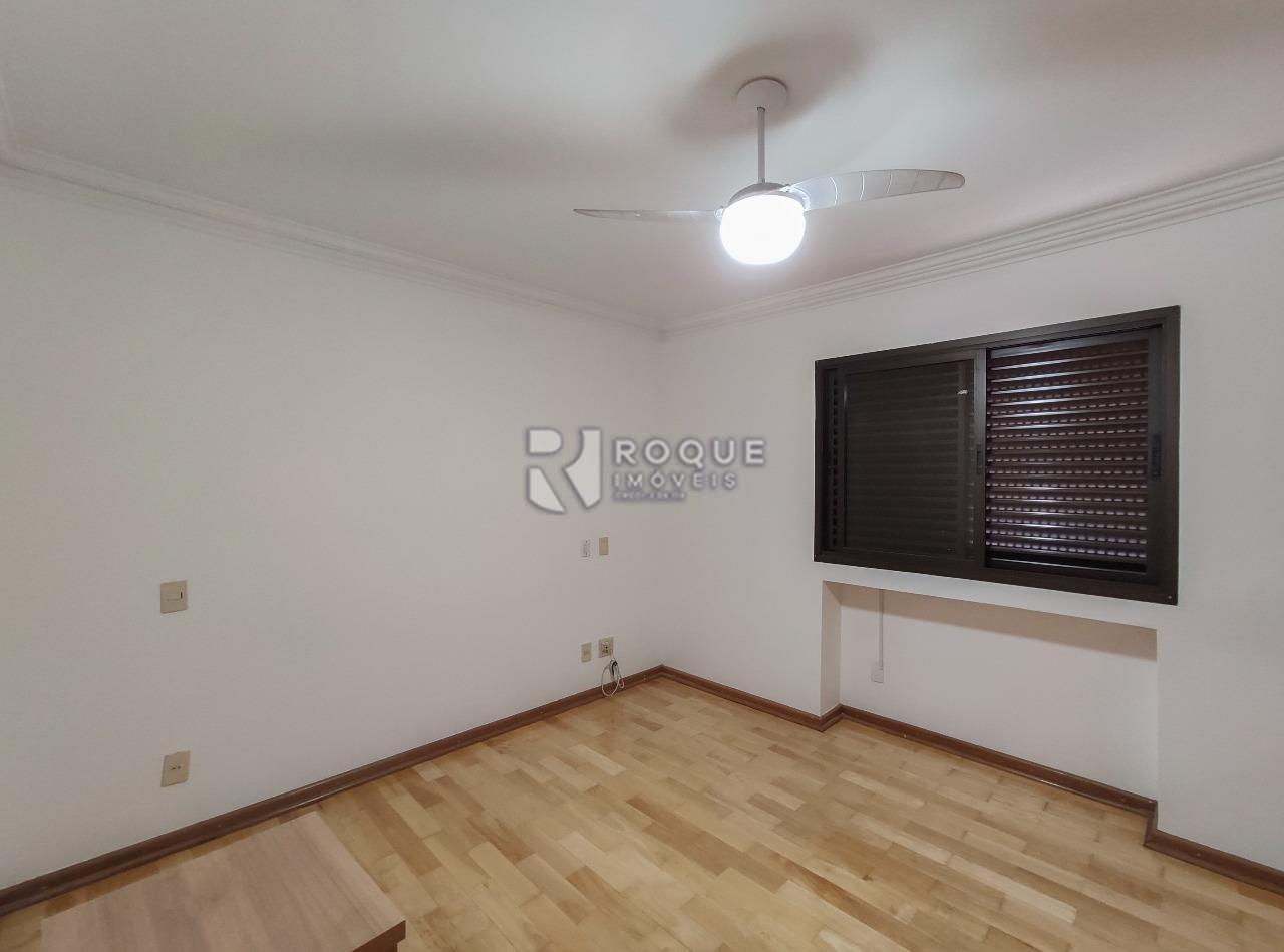 Apartamento à venda no bairro Centro: 
