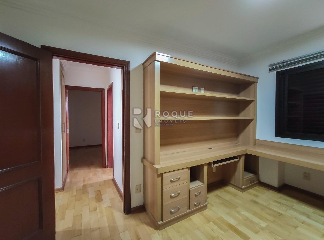 Apartamento à venda no bairro Centro: 