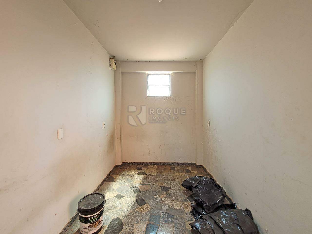 Casa Residencial para aluguel no bairro Jardim Anhanguera: Despensa