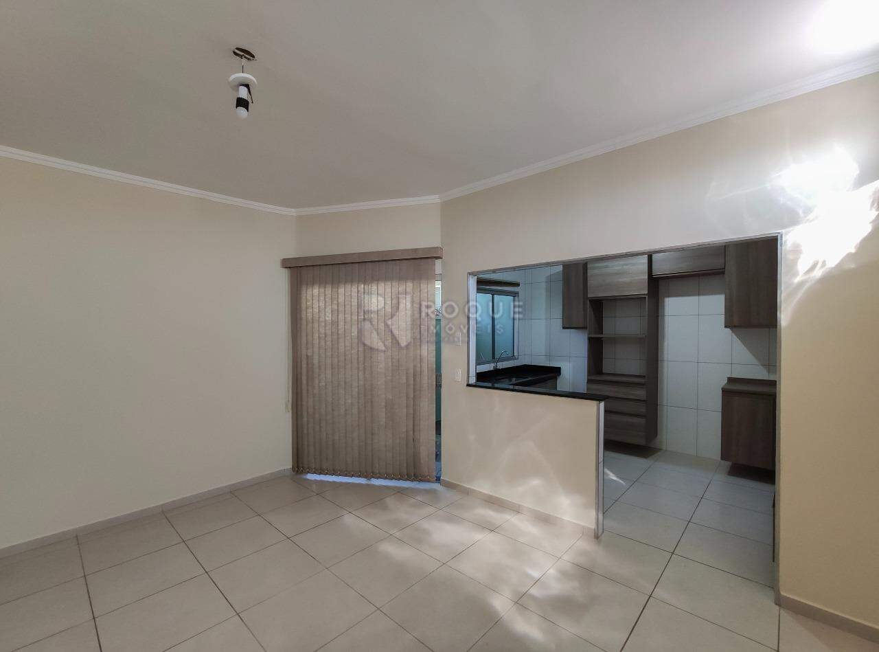 Casa Residencial para aluguel no bairro Jardim Residencial Roseira: Copa 