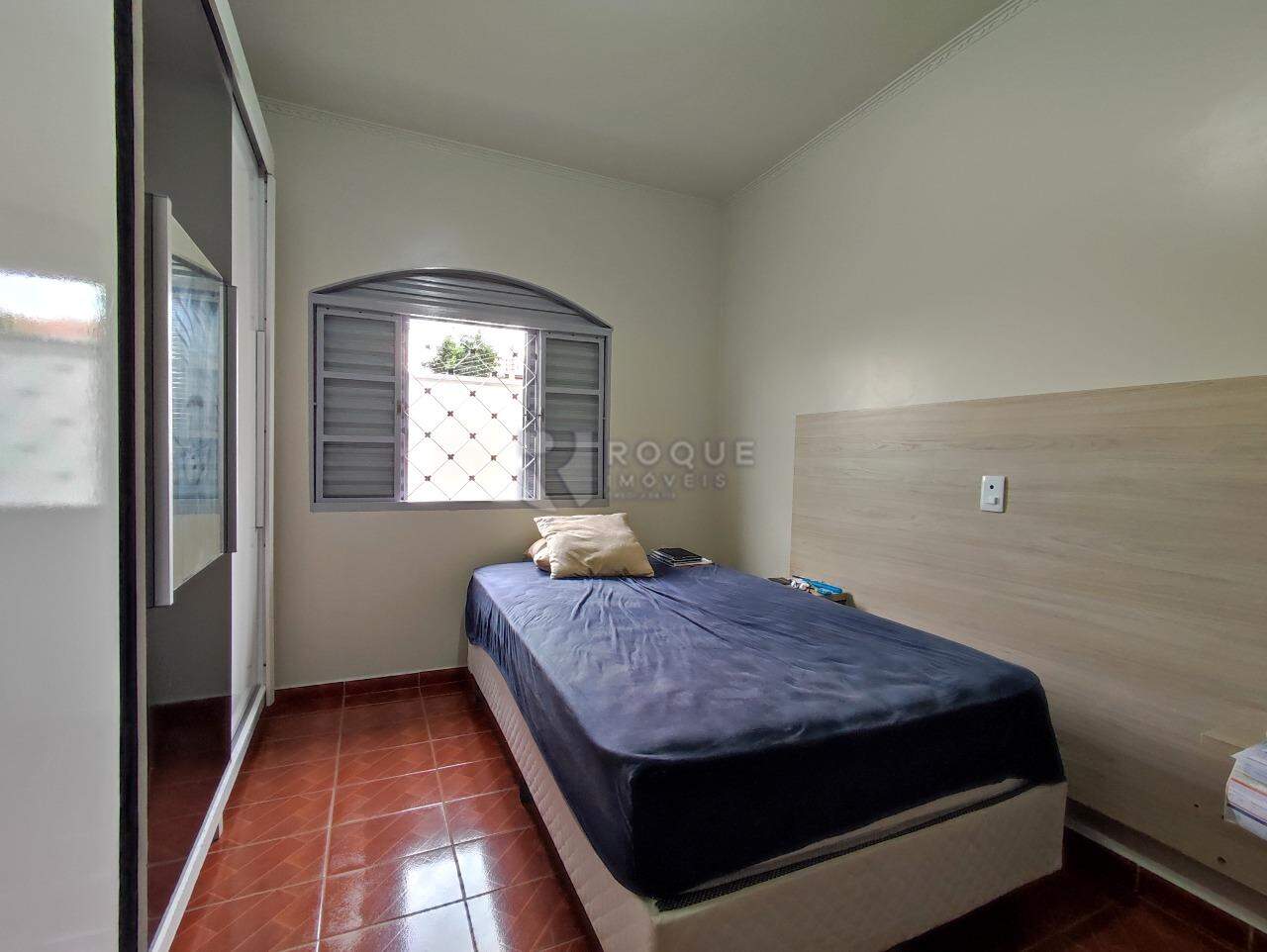 Casa Residencial à venda no bairro Conjunto Residencial Victor D’Andrea: DORMITÓRIO 1