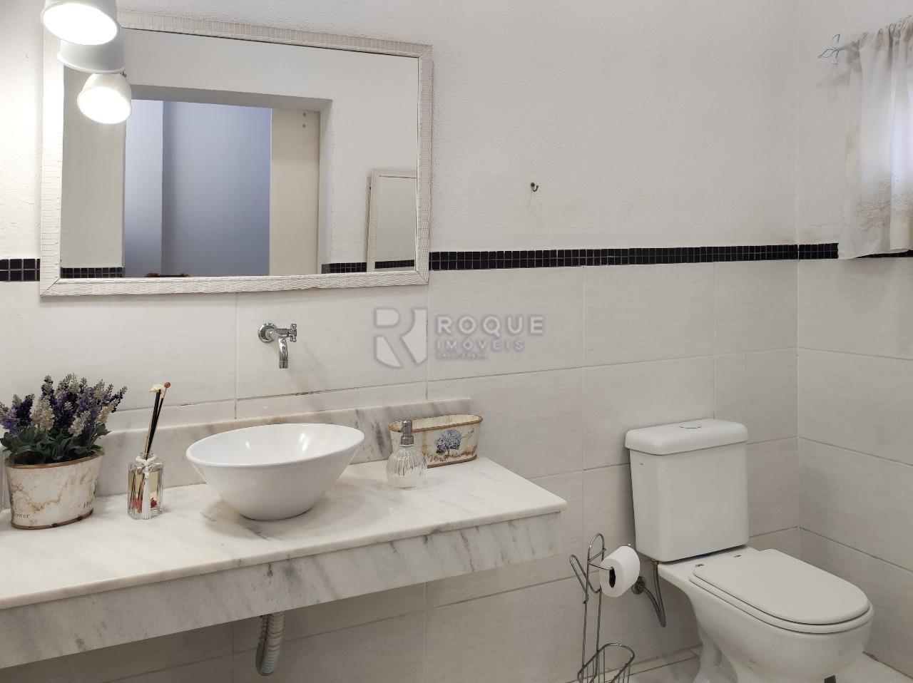 Barracão/Galpão à venda no bairro Centro: BANHEIRO SOCIAL