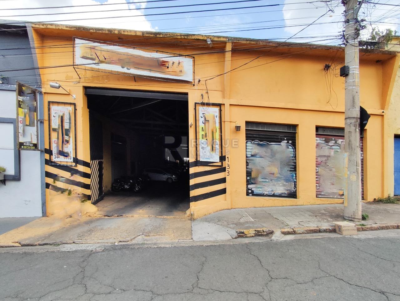 Barracão/Galpão à venda no bairro Centro: ESTACIONAMENTO